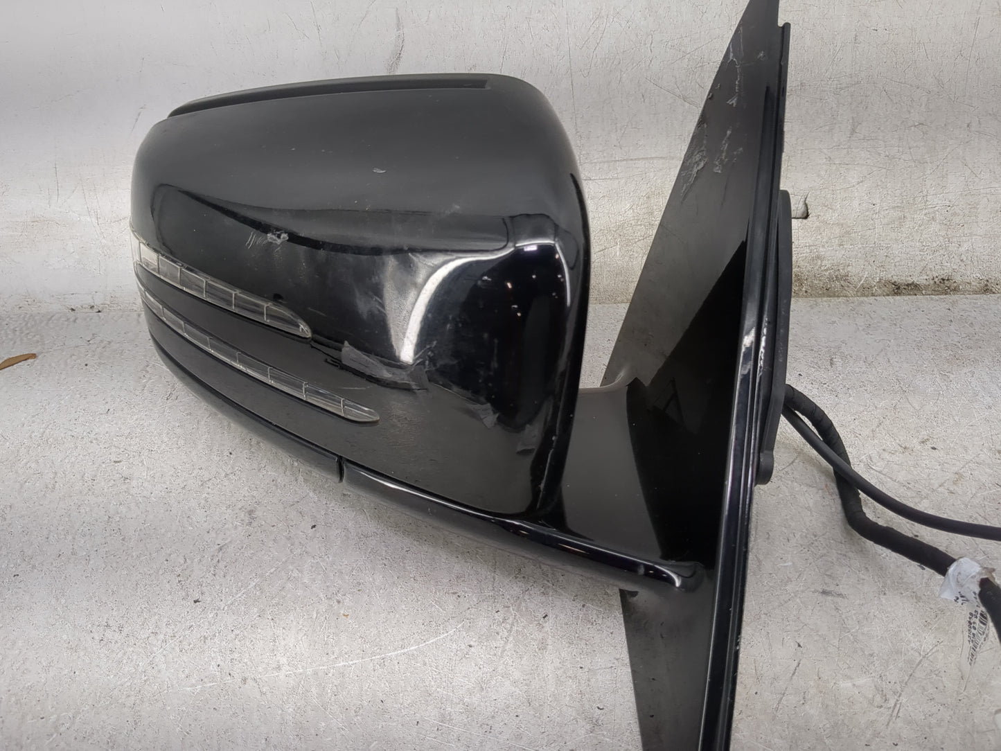 2014 Mercedes-Benz E350 Passenger Side View Mirror - Right Door Mirror OEM Used - Oemusedautoparts1.com