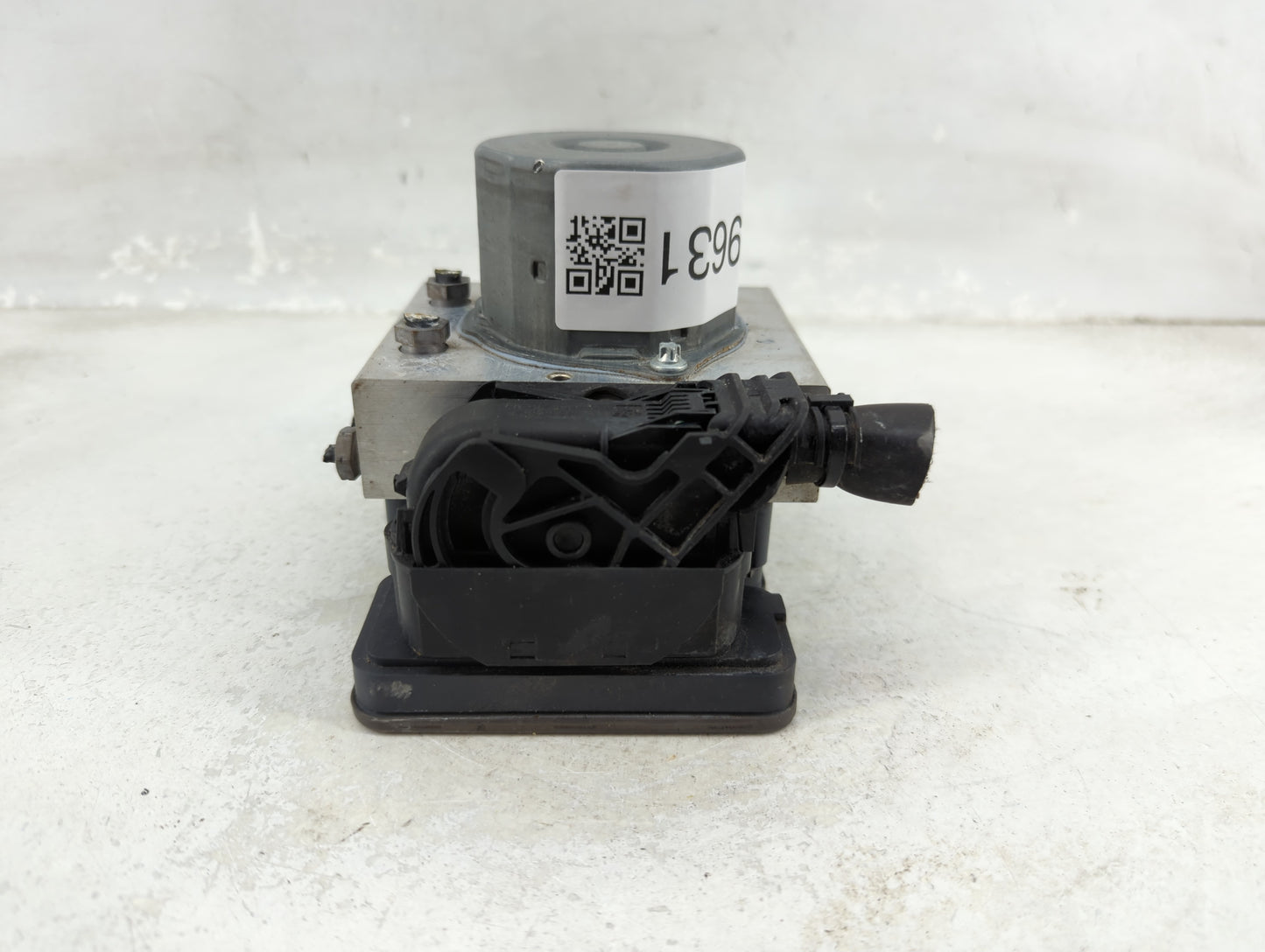 2014 Mercedes-Benz E350 ABS Pump Control Module Replacement P/N:A2124310848 0265943596, 0265233108 Fits OEM Used Auto Parts 