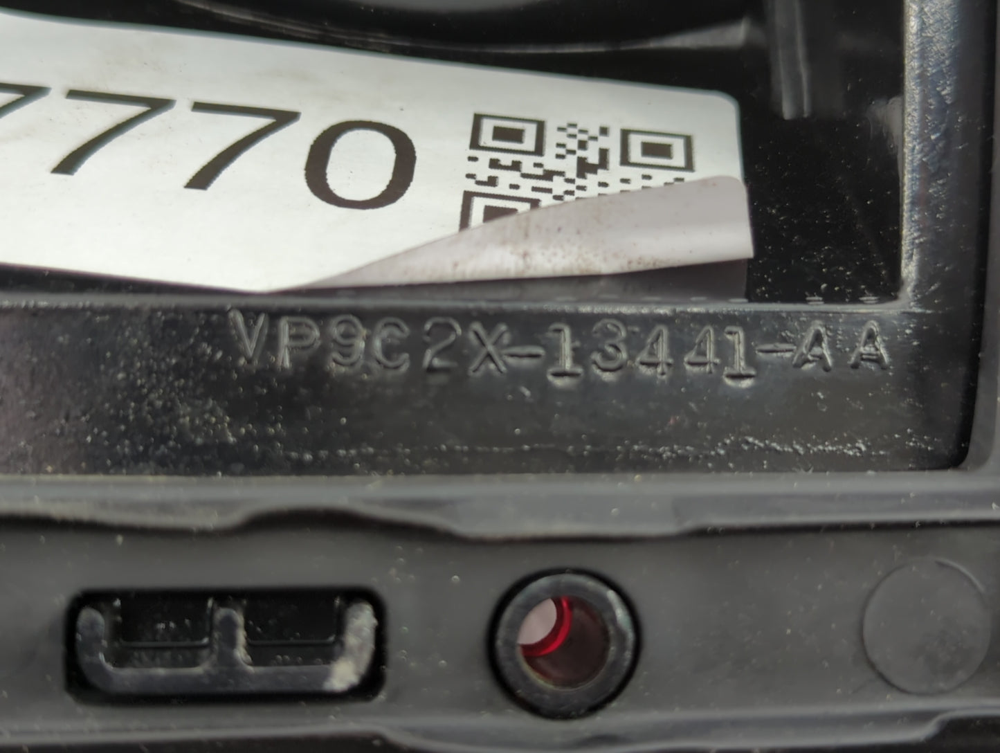 2014 Mercedes-Benz E350 Tail Light Assembly Driver Left OEM P/N:VP9C2X-13441-AA F7UB 13441 AA Fits OEM Used Auto Parts - Oem