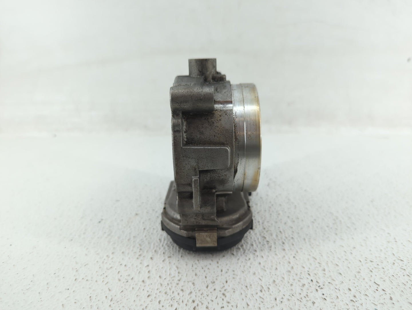 2012-2016 Mercedes-Benz E350 Throttle Body P/N:A 276 141 01 25 2761410125 Fits OEM Used Auto Parts - Oemusedautoparts1.com