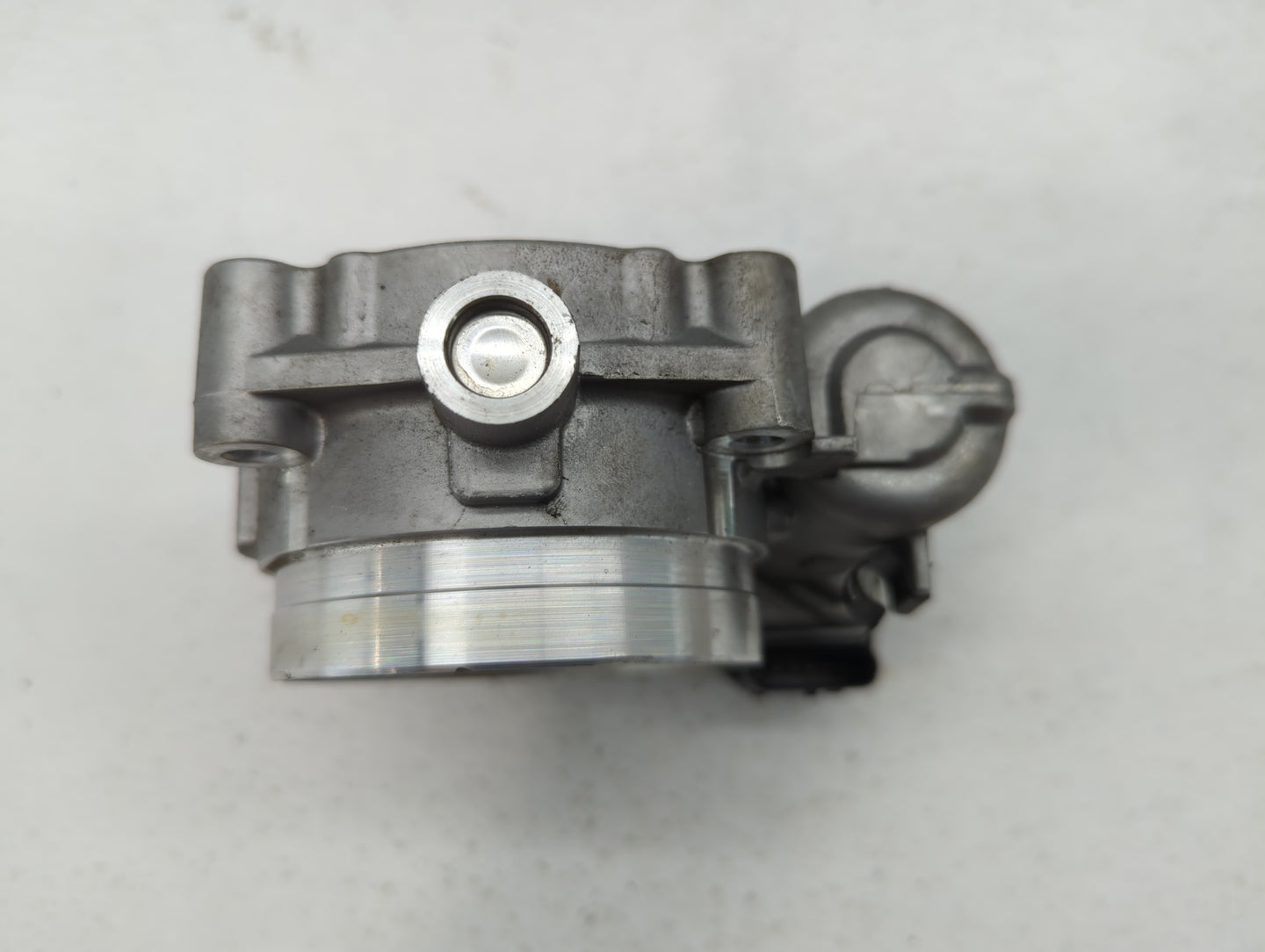 2012-2016 Mercedes-Benz E350 Throttle Body P/N:A 276 141 01 25 2761410125 Fits OEM Used Auto Parts - Oemusedautoparts1.com