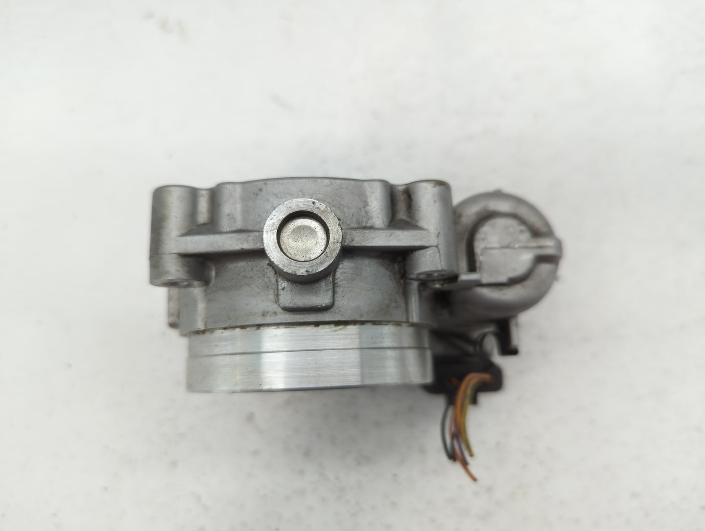 2012-2016 Mercedes-Benz E350 Throttle Body P/N:A 276 141 01 25 2761410125 Fits OEM Used Auto Parts - Oemusedautoparts1.com