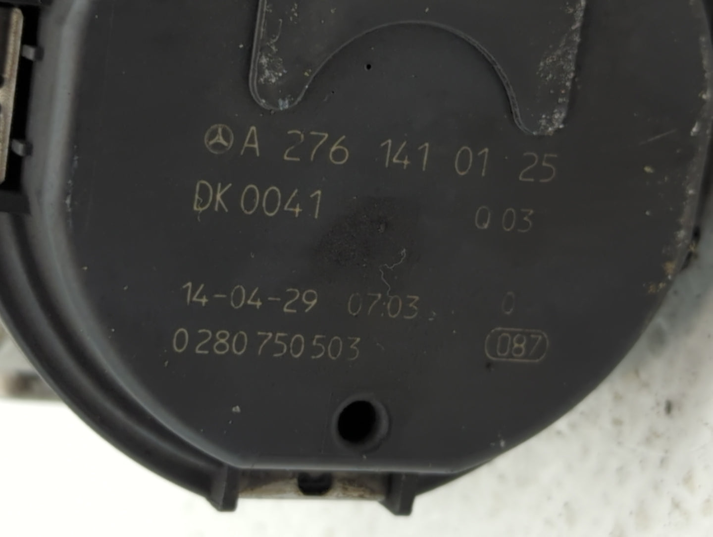 2012-2016 Mercedes-Benz E350 Throttle Body P/N:A 276 141 01 25 2761410125 Fits OEM Used Auto Parts - Oemusedautoparts1.com