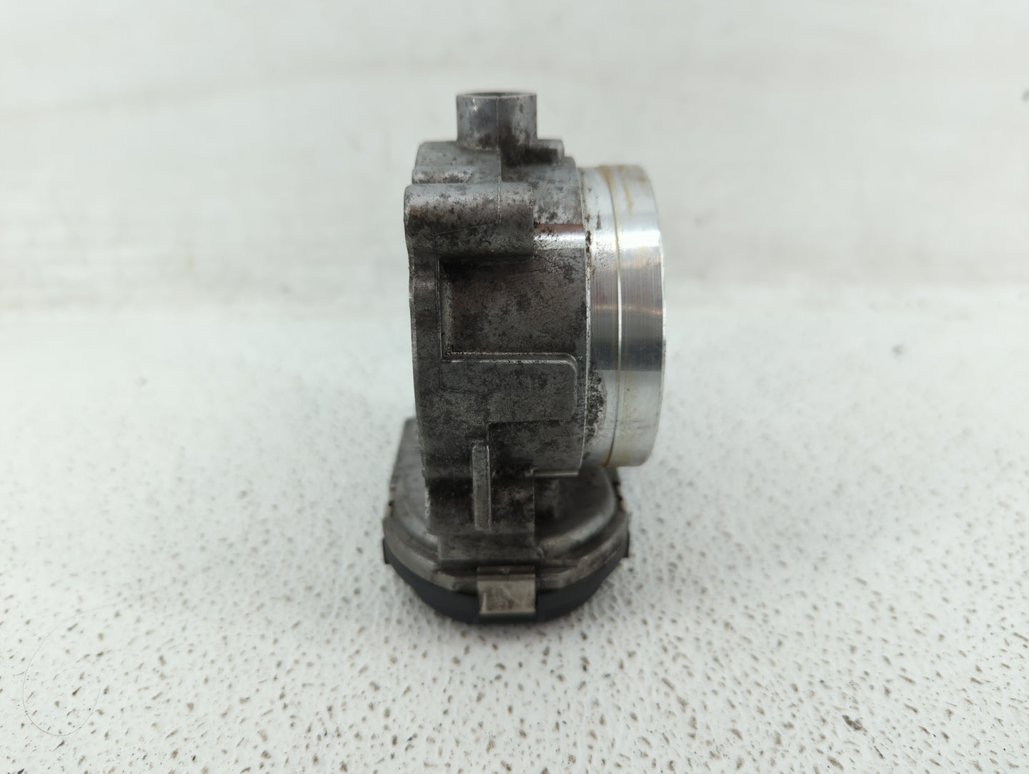 2012-2016 Mercedes-Benz E350 Throttle Body P/N:A 276 141 01 25 2761410125 Fits OEM Used Auto Parts - Oemusedautoparts1.com