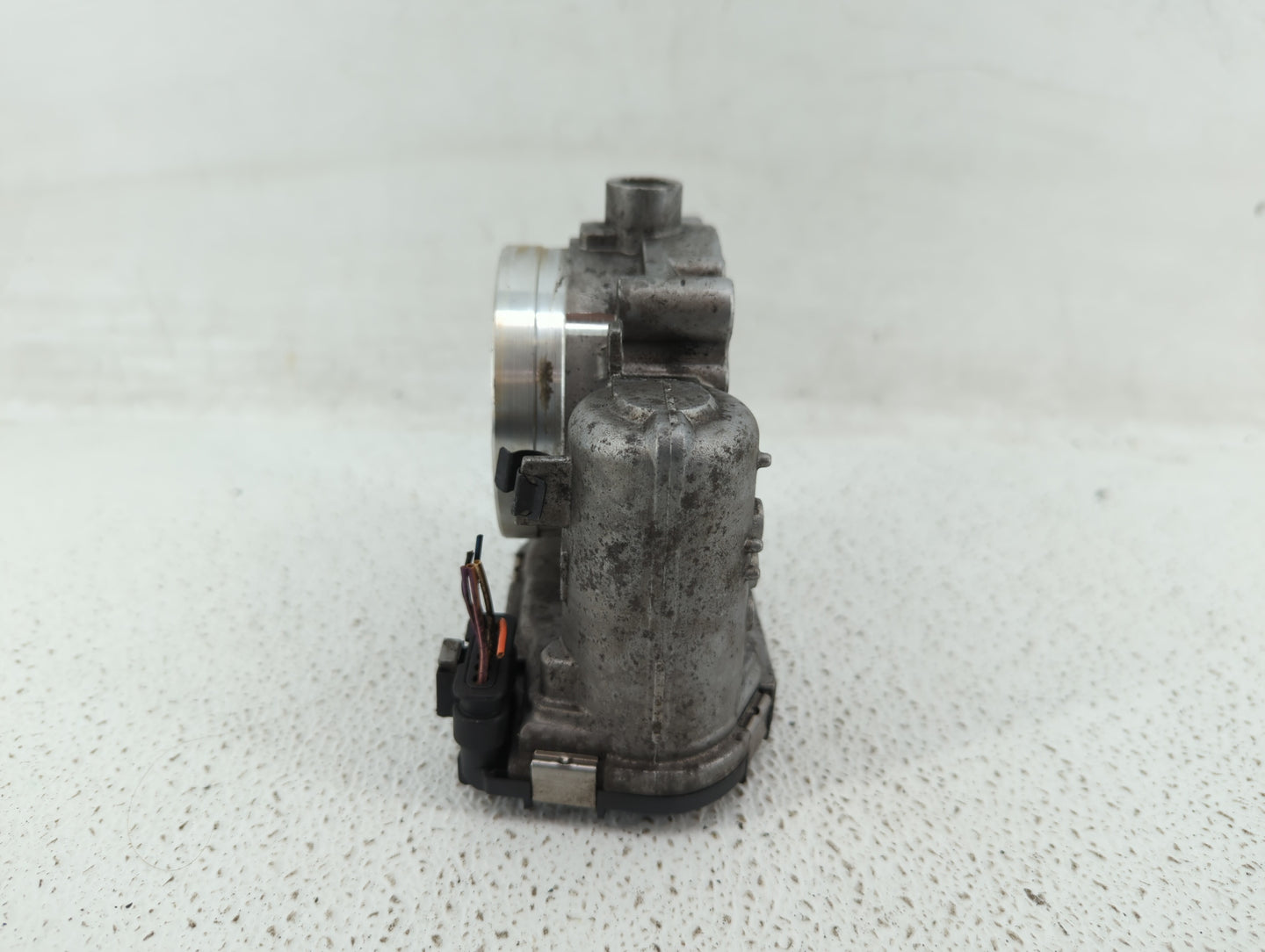 2012-2016 Mercedes-Benz E350 Throttle Body P/N:A 276 141 01 25 2761410125 Fits OEM Used Auto Parts - Oemusedautoparts1.com