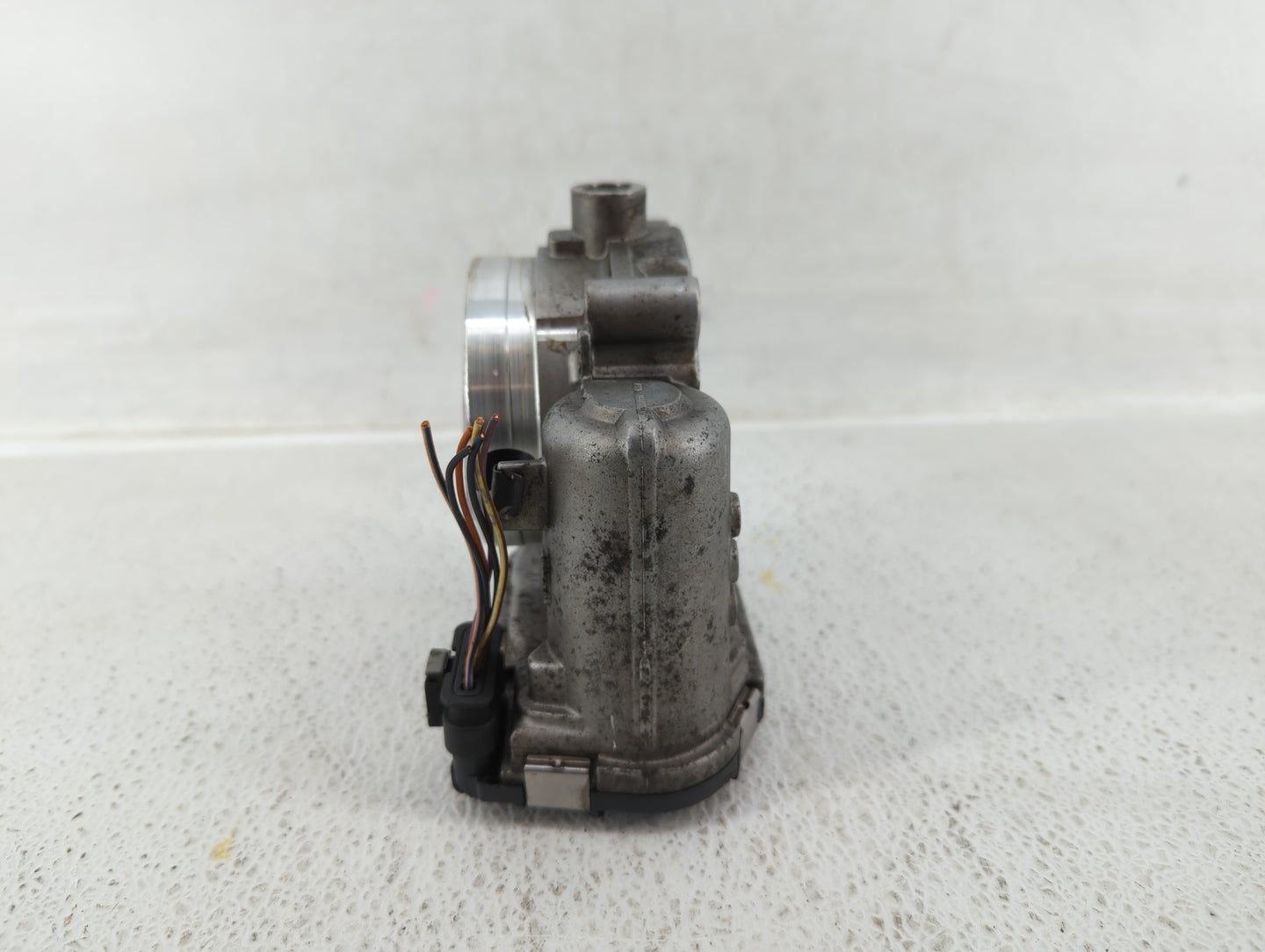 2012-2016 Mercedes-Benz E350 Throttle Body P/N:A 276 141 01 25 2761410125 Fits OEM Used Auto Parts - Oemusedautoparts1.com