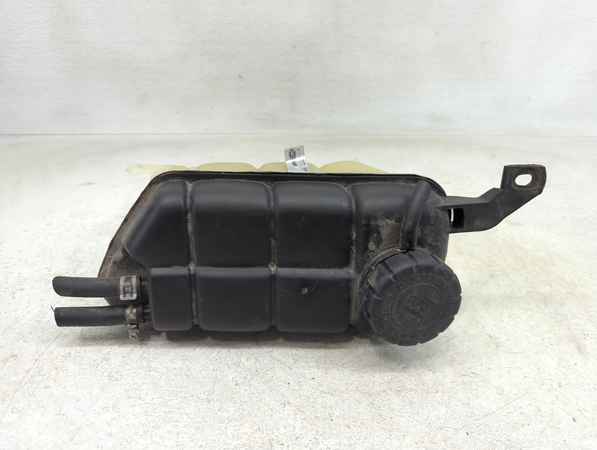 Mercedes-benz G500 Radiator Coolant Overflow Expansion Tank Bottle - Oemusedautoparts1.com