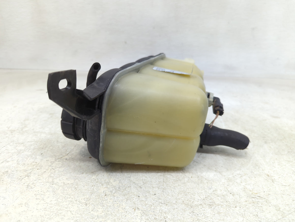 Mercedes-benz G500 Radiator Coolant Overflow Expansion Tank Bottle - Oemusedautoparts1.com