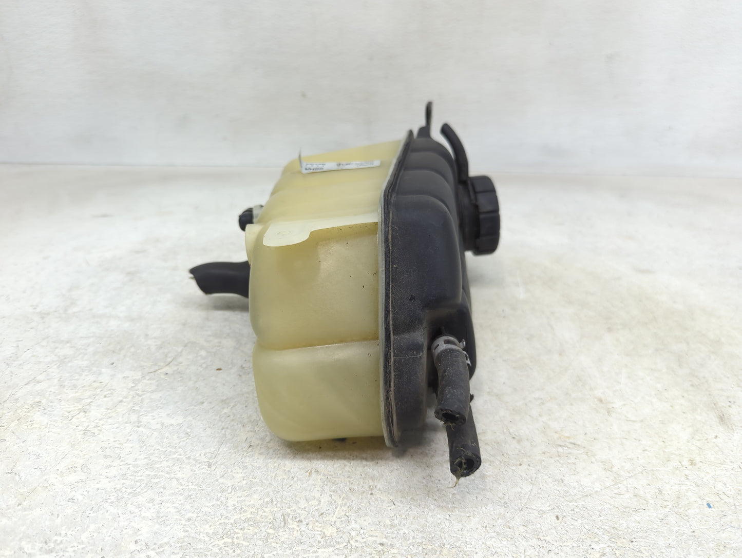 Mercedes-benz G500 Radiator Coolant Overflow Expansion Tank Bottle - Oemusedautoparts1.com
