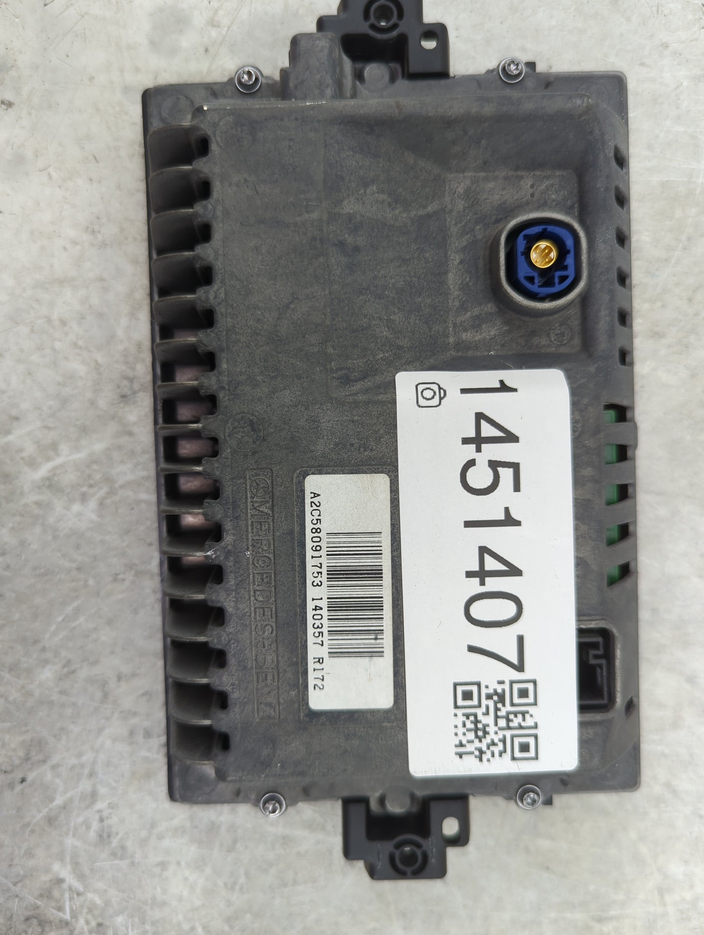 Mercedes-benz Gl-class Information Display Screen - Oemusedautoparts1.com