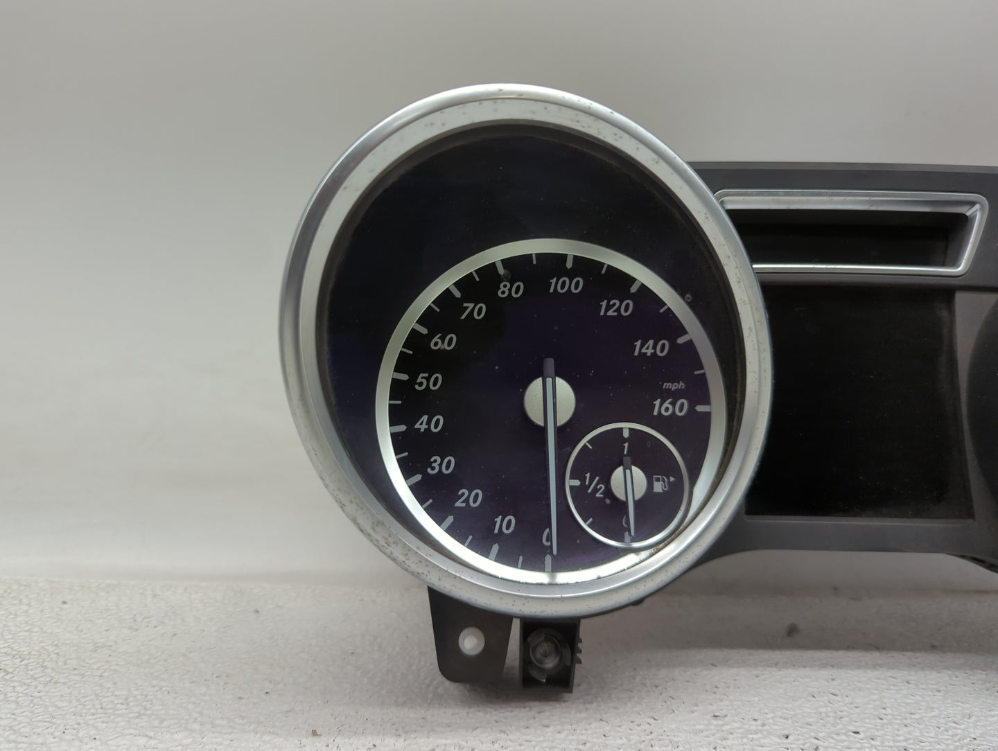 2014 Mercedes-Benz Gl-Class Instrument Cluster Speedometer Gauges P/N:A1669006910 0263683187, A1669019601, A1729027704 Fits 
