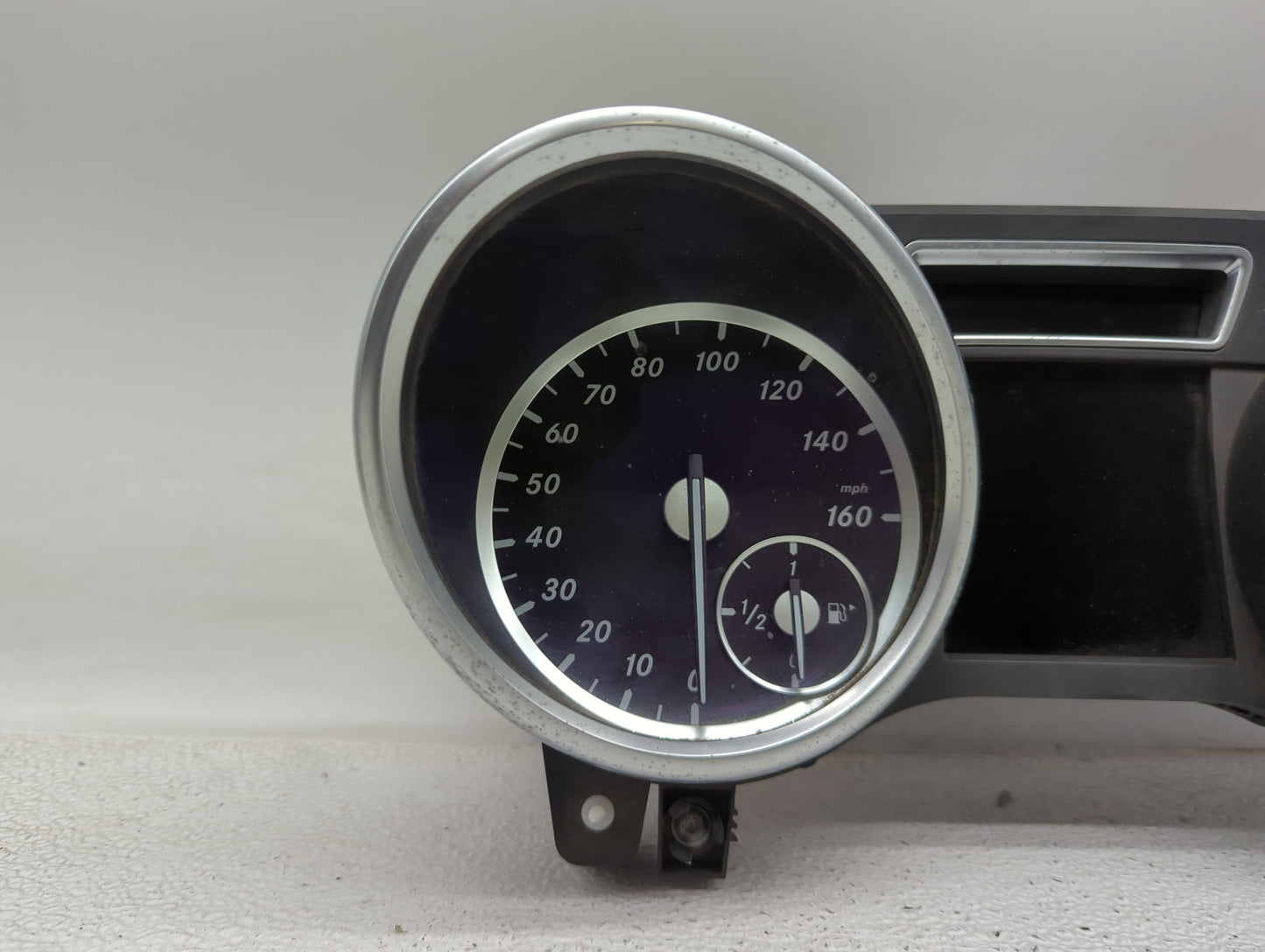 2014 Mercedes-Benz Gl-Class Instrument Cluster Speedometer Gauges P/N:A1669006910 0263683187, A1669019601, A1729027704 Fits 