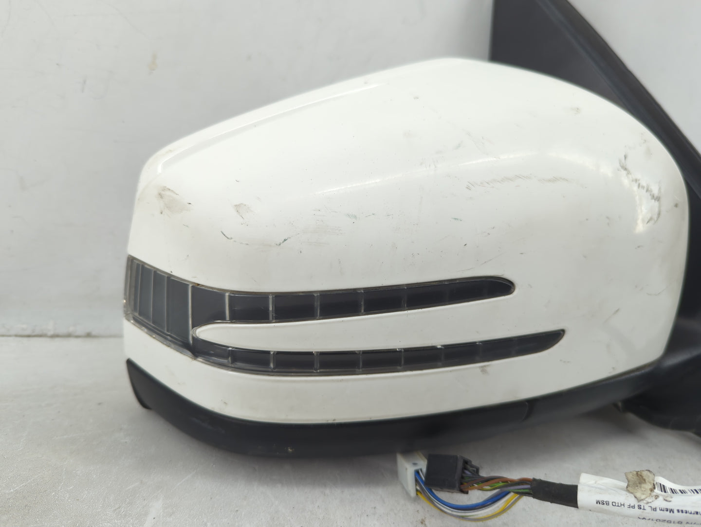 2013-2016 Mercedes-Benz Gl350 Passenger Side View Mirror - Right Door Mirror OEM Used - Oemusedautoparts1.com
