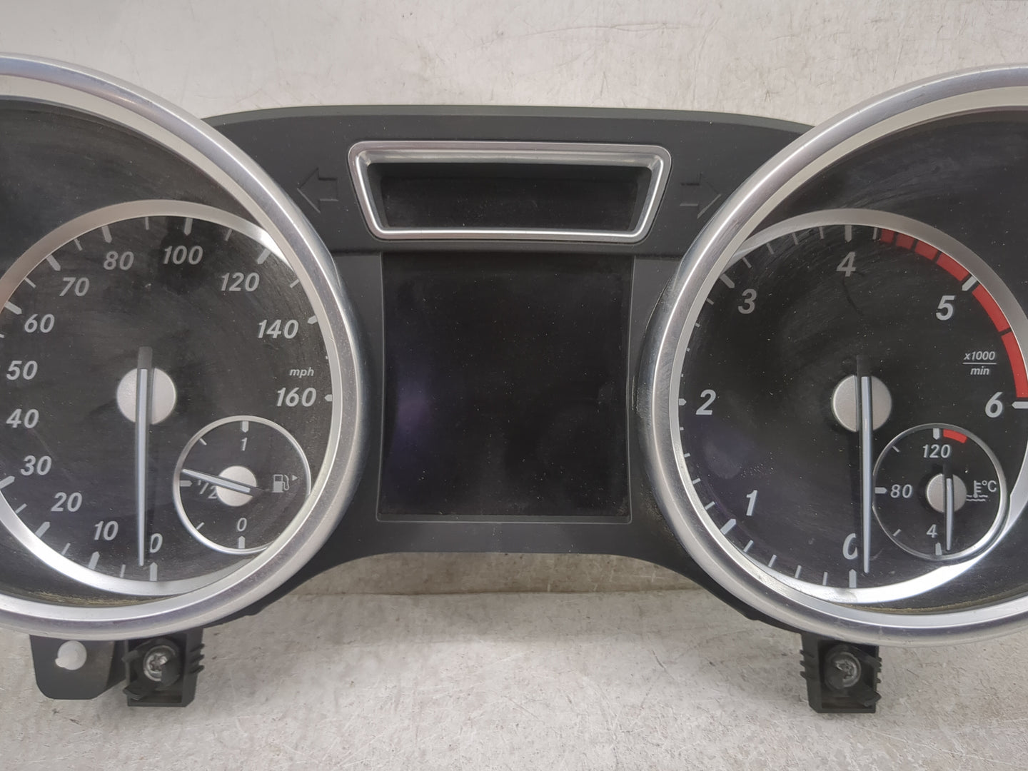 2014 Mercedes-Benz Gl350 Instrument Cluster Speedometer Gauges P/N:A1669006910 0263683187, A1669019601, A1729027704 Miles: F