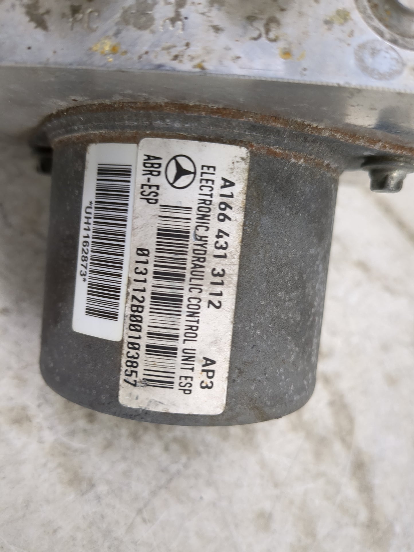 2014-2015 Mercedes-Benz Gl350 ABS Pump Control Module Replacement P/N:A166 431 31 12 Fits Fits 2014 2015 OEM Used Auto Parts