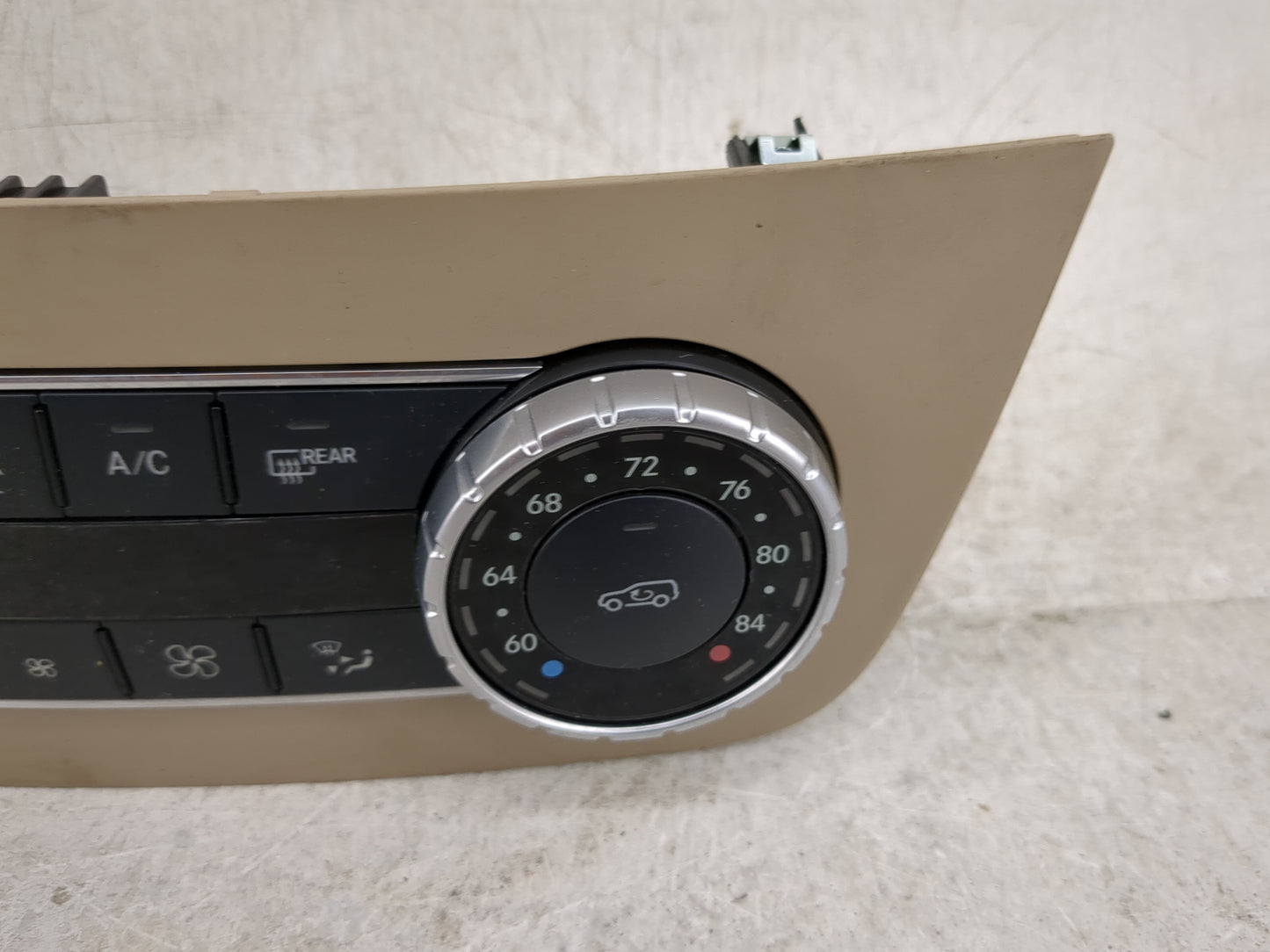 2014-2016 Mercedes-Benz Gl350 Climate Control Module Temperature AC/Heater Replacement P/N:A 166 900 63 09 A 166 900 02 06 F