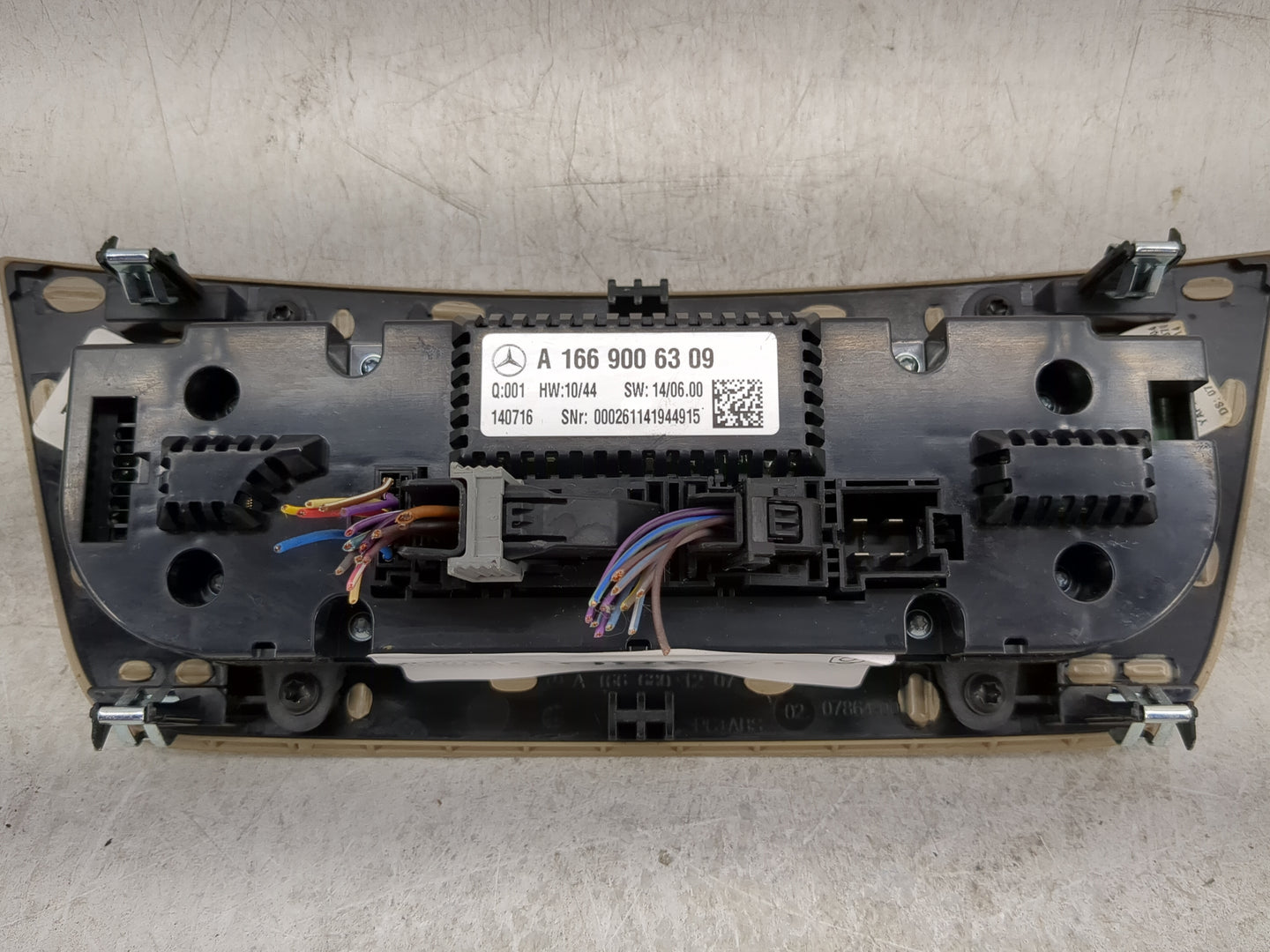 2014-2016 Mercedes-Benz Gl350 Climate Control Module Temperature AC/Heater Replacement P/N:A 166 900 63 09 A 166 900 02 06 F