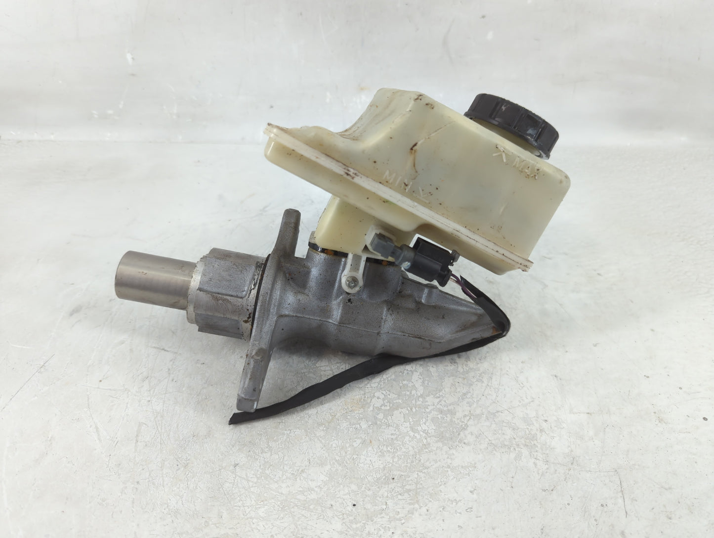 2013-2016 Mercedes-benz Gl450 Brake Master Cylinder - Oemusedautoparts1.com