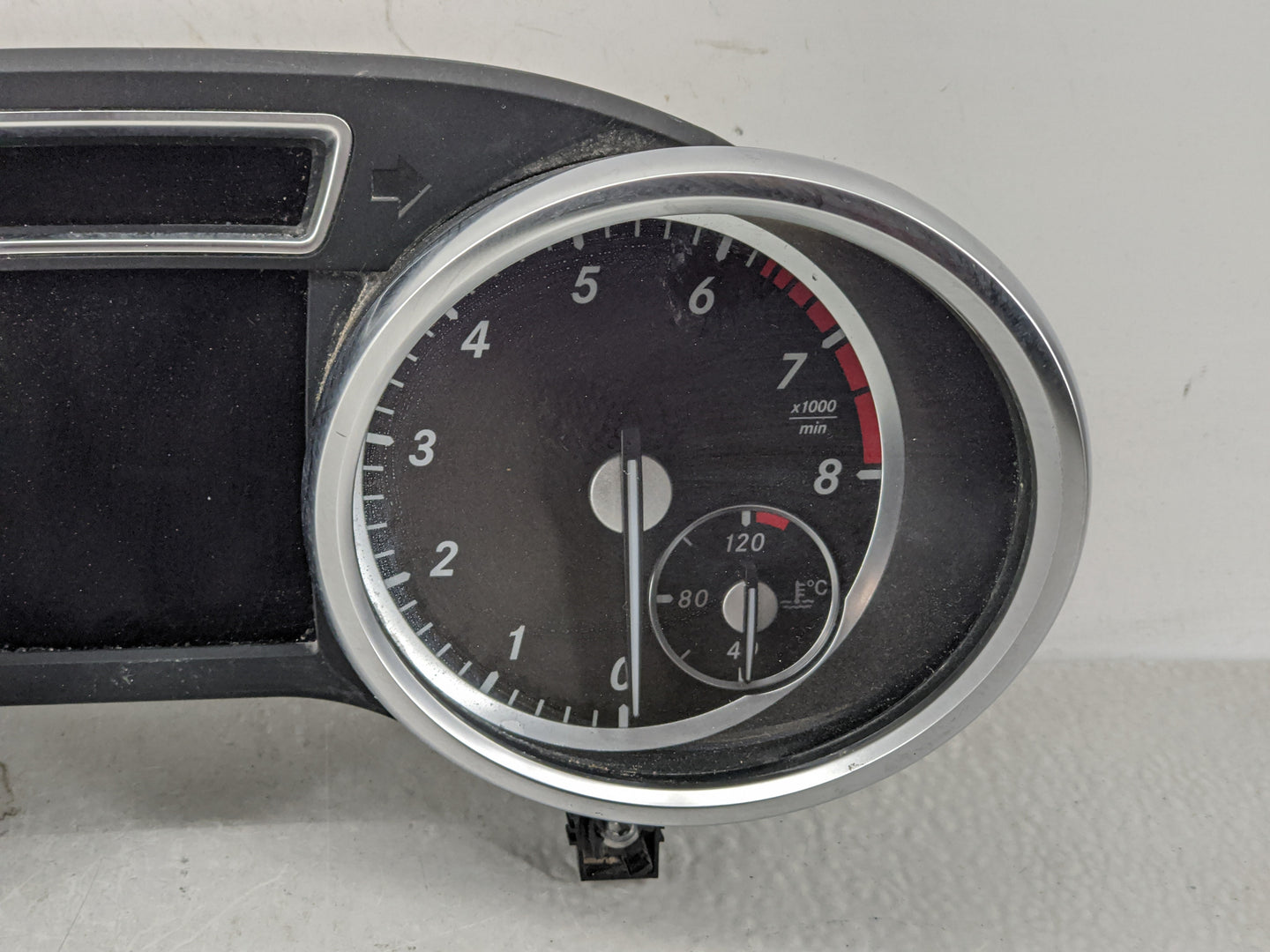2014 Mercedes-Benz Gl450 Instrument Cluster Speedometer Gauges P/N:0 263 683 190 A166 900 72 10 Fits OEM Used Auto Parts - O