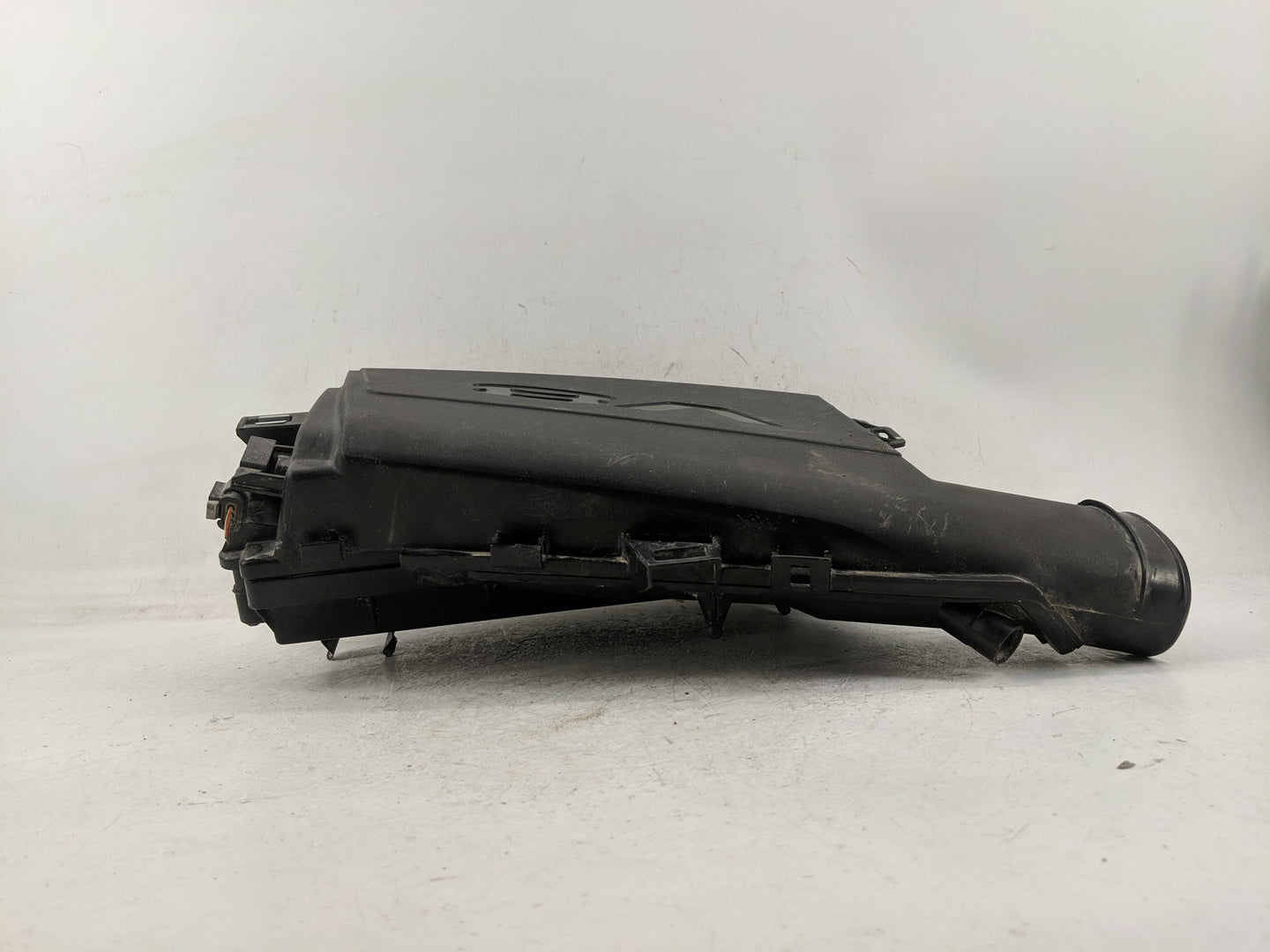2014 Mercedes-benz Gl450 Air Cleaner Intake-duct Hose Tube - Oemusedautoparts1.com