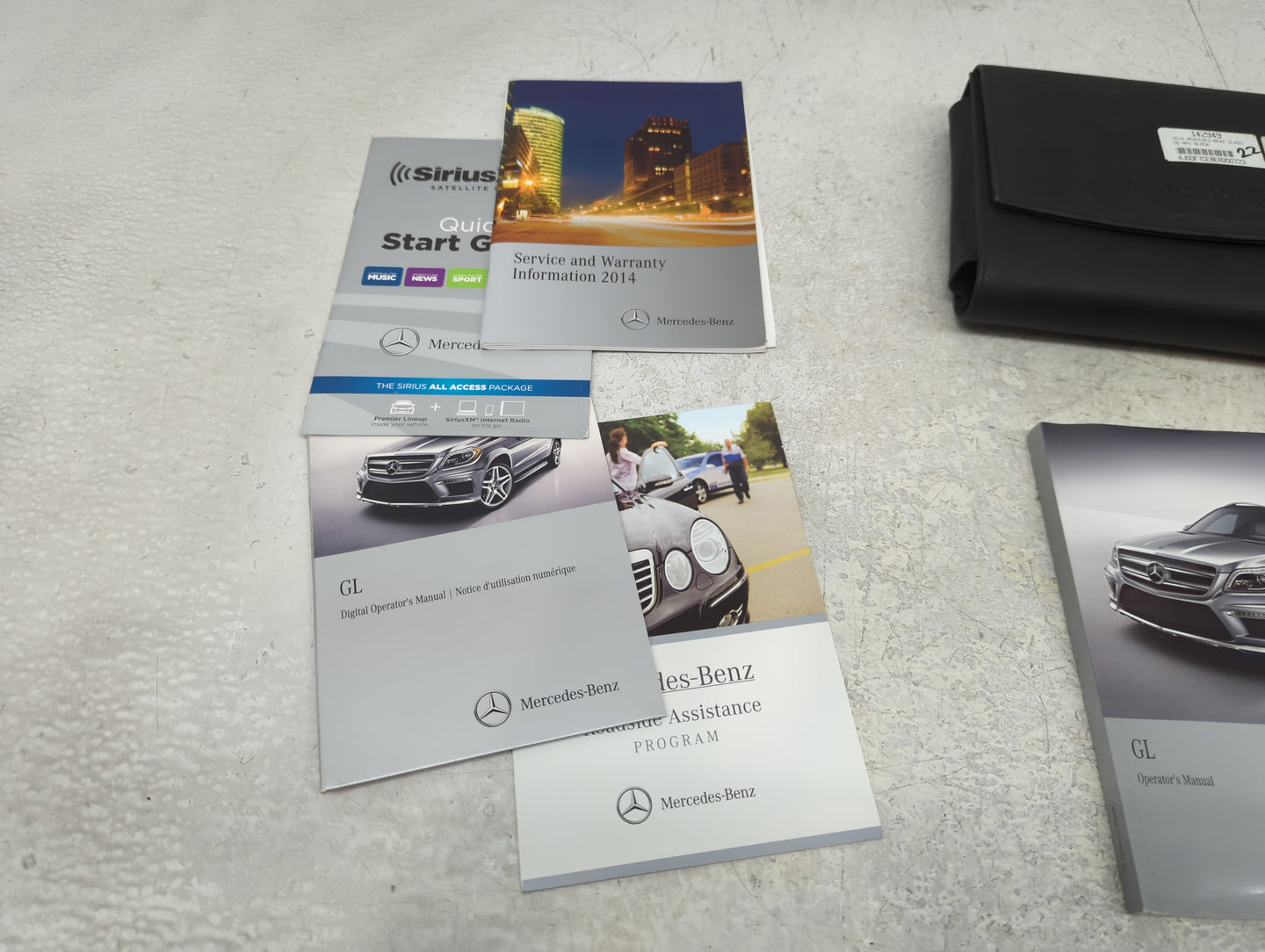 2014 Mercedes-Benz Gl450 Owners Manual Book Guide P/N:1665843171 OEM Used Auto Parts - Oemusedautoparts1.com
