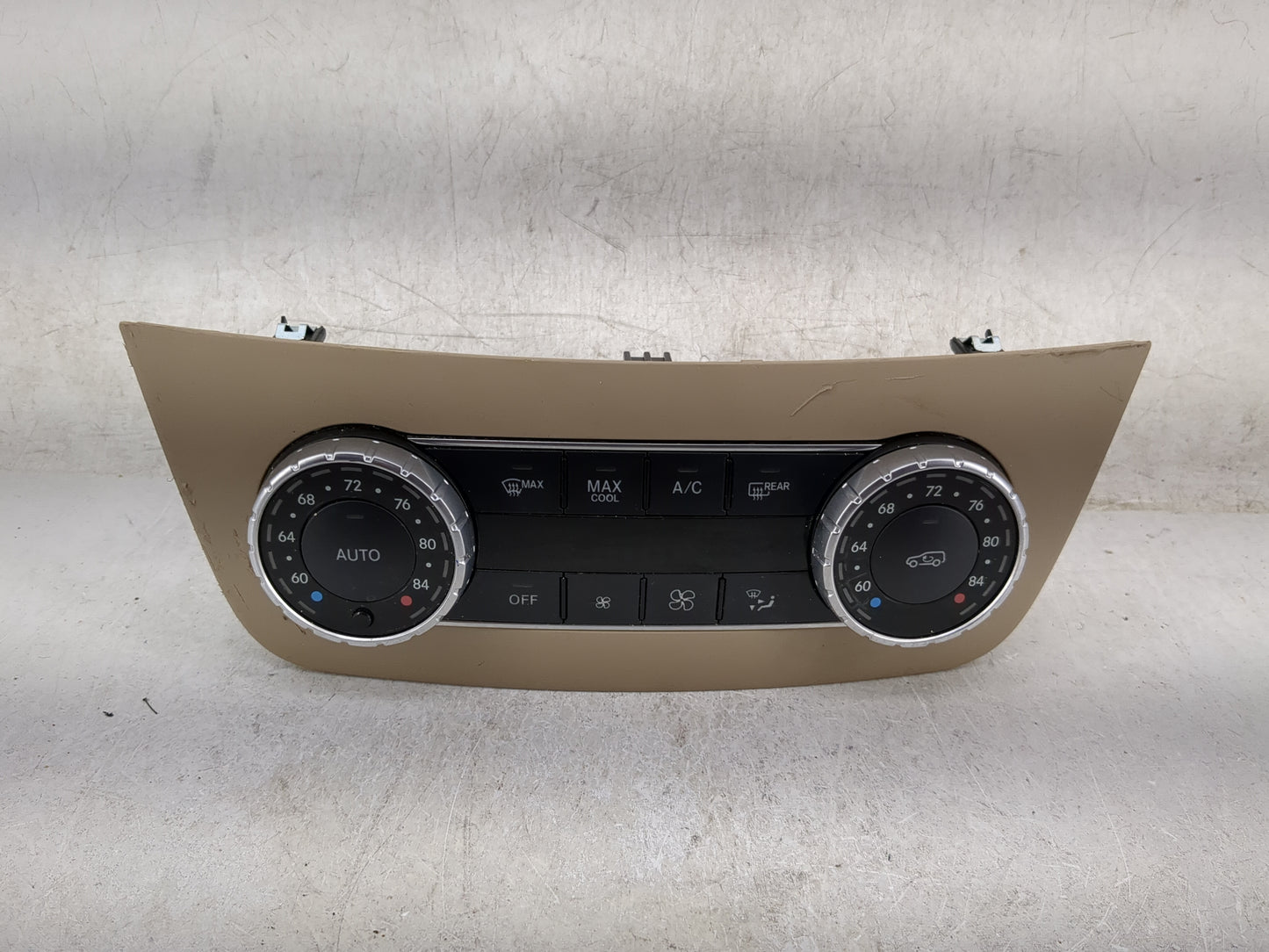 2014-2016 Mercedes-Benz Gl450 Climate Control Module Temperature AC/Heater Replacement P/N:A1669000206 Fits OEM Used Auto Pa
