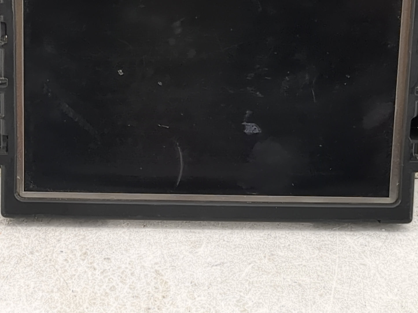 2013-2014 Mercedes-benz Gl450 Information Display Screen 1474982 - Oemusedautoparts1.com