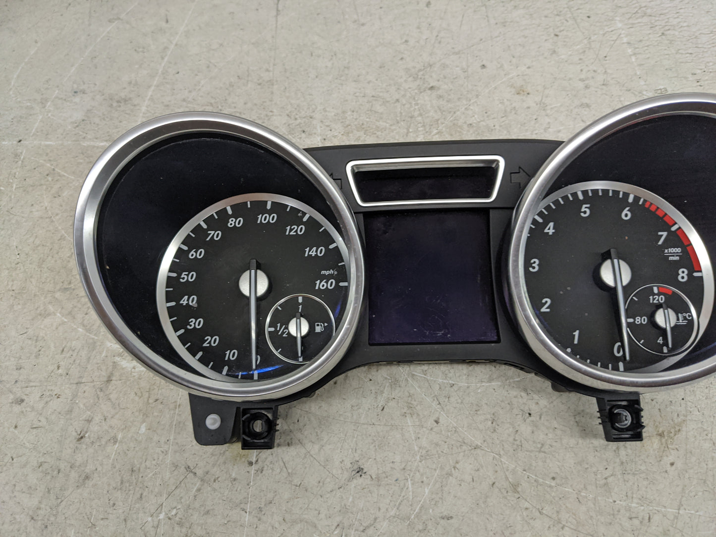 2014 Mercedes-Benz Gl450 Instrument Cluster Speedometer Gauges P/N:A1669006910 0263683187, A1669019601, A1729022704 Miles: F