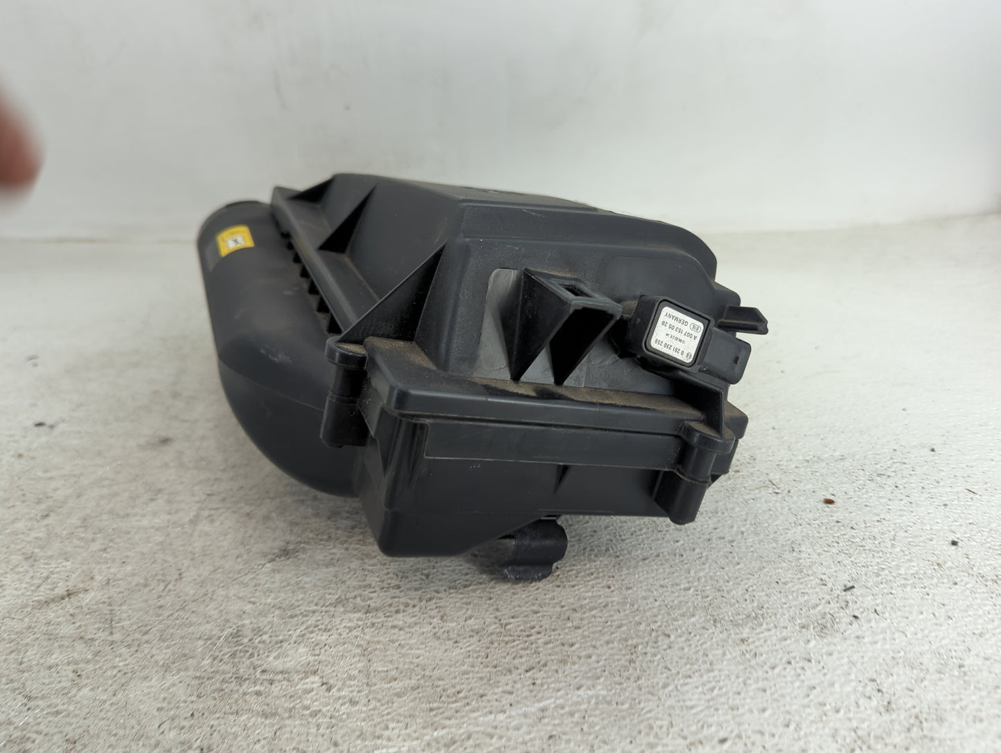 2013-2014 Mercedes-benz Gl450 Air Cleaner Intake-duct Hose Tube - Oemusedautoparts1.com
