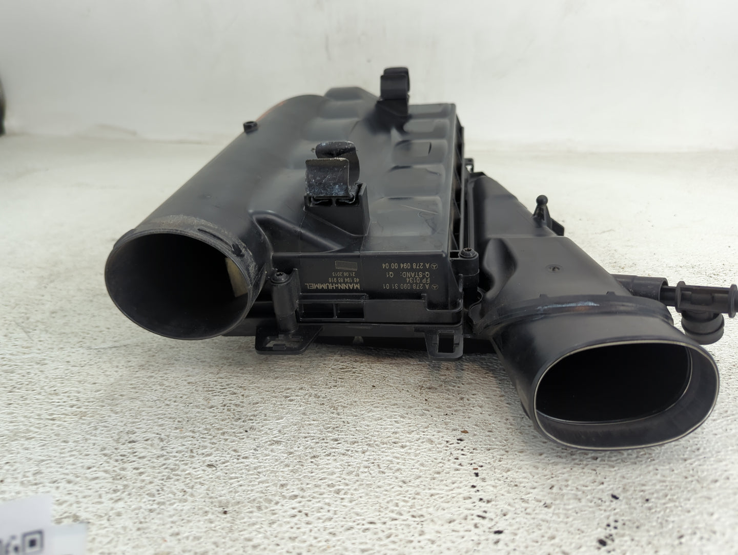 2013-2014 Mercedes-benz Gl450 Air Cleaner Intake-duct Hose Tube - Oemusedautoparts1.com