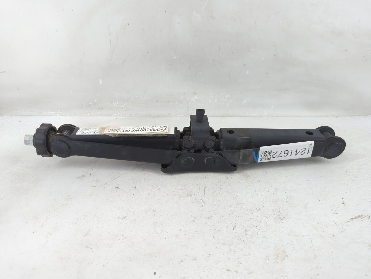 2014 Mercedes-benz Gla180 Spare Scissor Car Jack - Oemusedautoparts1.com