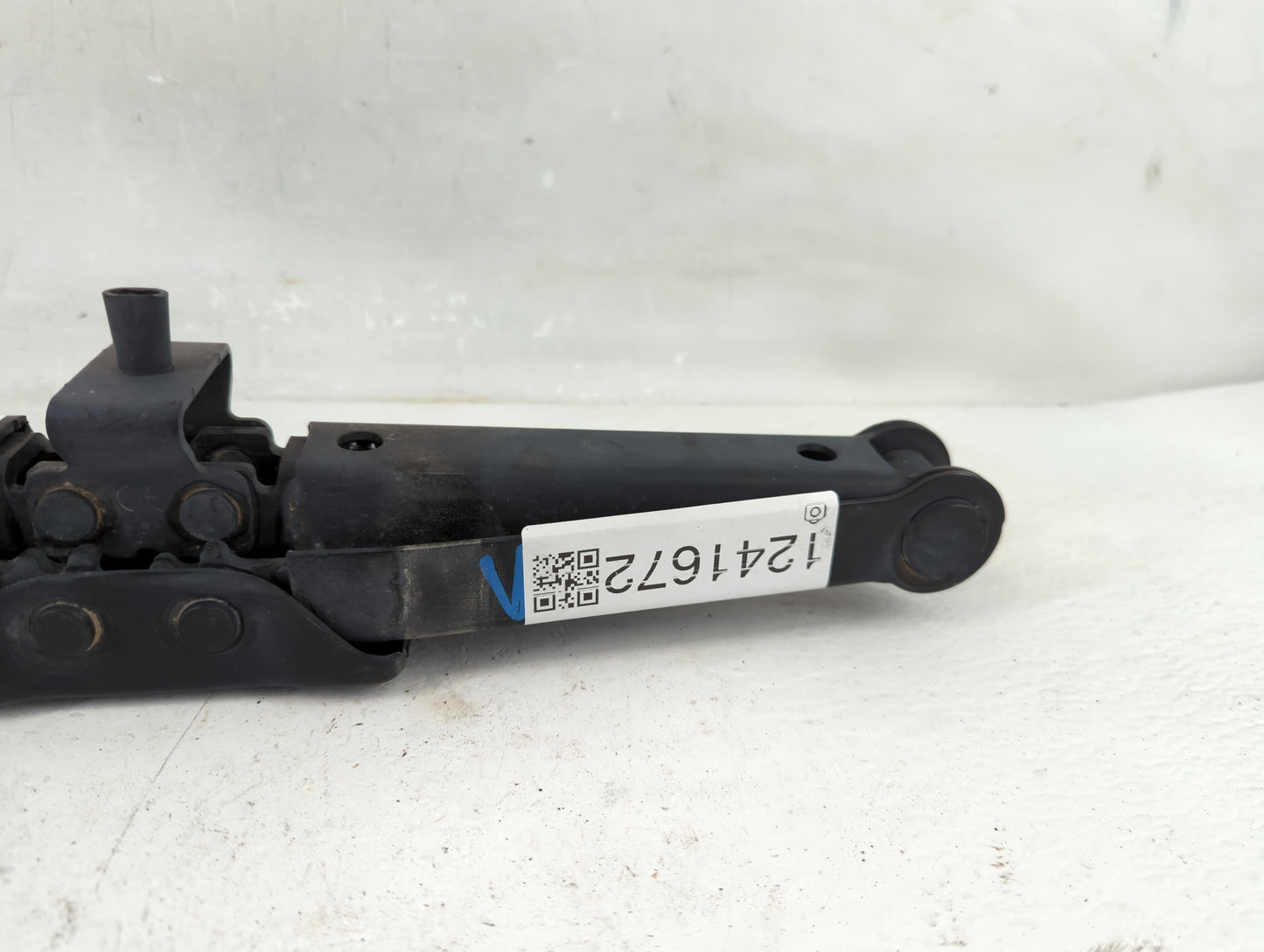 2014 Mercedes-benz Gla180 Spare Scissor Car Jack - Oemusedautoparts1.com