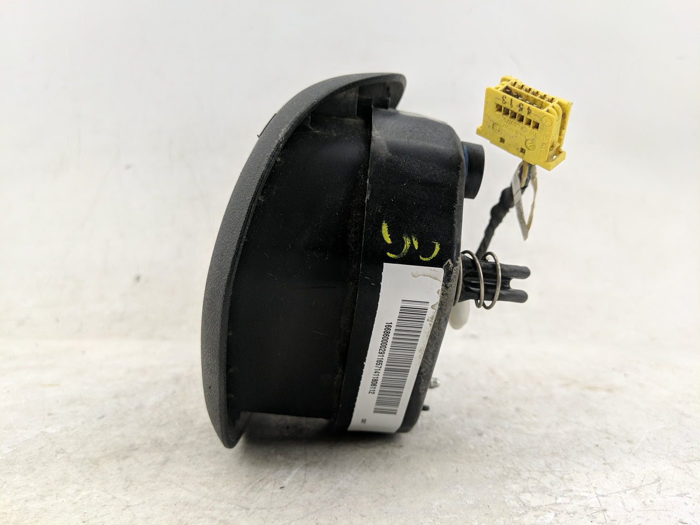 Mercedes-benz Gla45 Amg Air Bag Driver Left Steering Wheel Mounted - Oemusedautoparts1.com