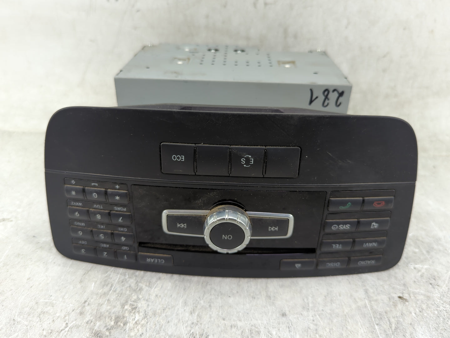 2014 Mercedes-Benz Glk350 Radio AM FM Cd Player Receiver Replacement P/N:A2049056451 A2049018901, A2129025108 Fits OEM Used 