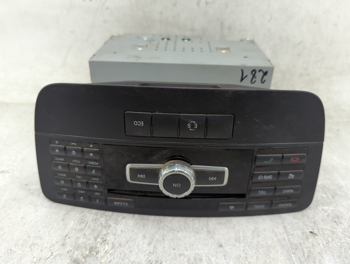 2014 Mercedes-Benz Glk350 Radio AM FM Cd Player Receiver Replacement P/N:A2049056451 A2049018901, A2129025108 Fits OEM Used 