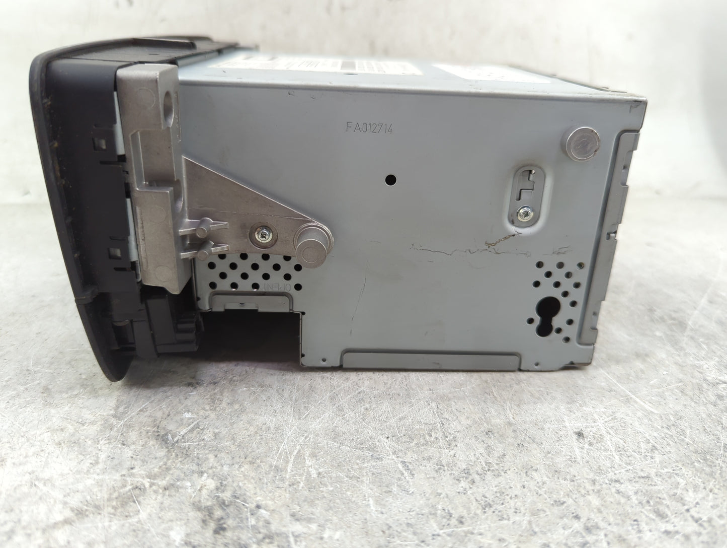2014 Mercedes-Benz Glk350 Radio AM FM Cd Player Receiver Replacement P/N:A2049056451 A2049018901, A2129025108 Fits OEM Used 