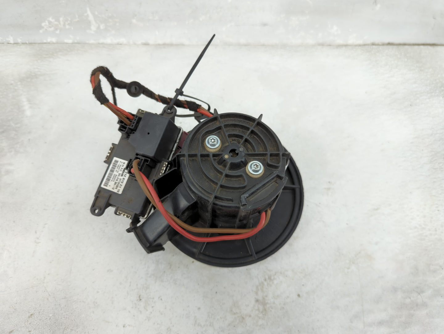 2011-2015 Mercedes-Benz Glk350 Heater AC Blower Motor P/N:A2128300708 V7771001 Fits OEM Used Auto Parts - Oemusedautoparts1.