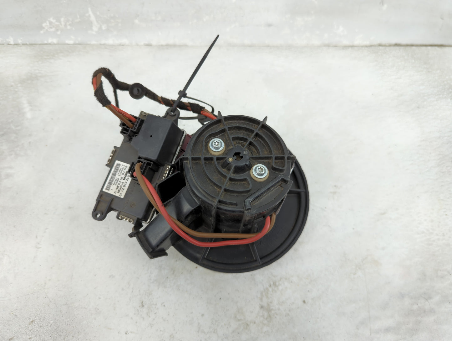 2011-2015 Mercedes-Benz Glk350 Heater AC Blower Motor P/N:A2128300708 V7771001 Fits OEM Used Auto Parts - Oemusedautoparts1.