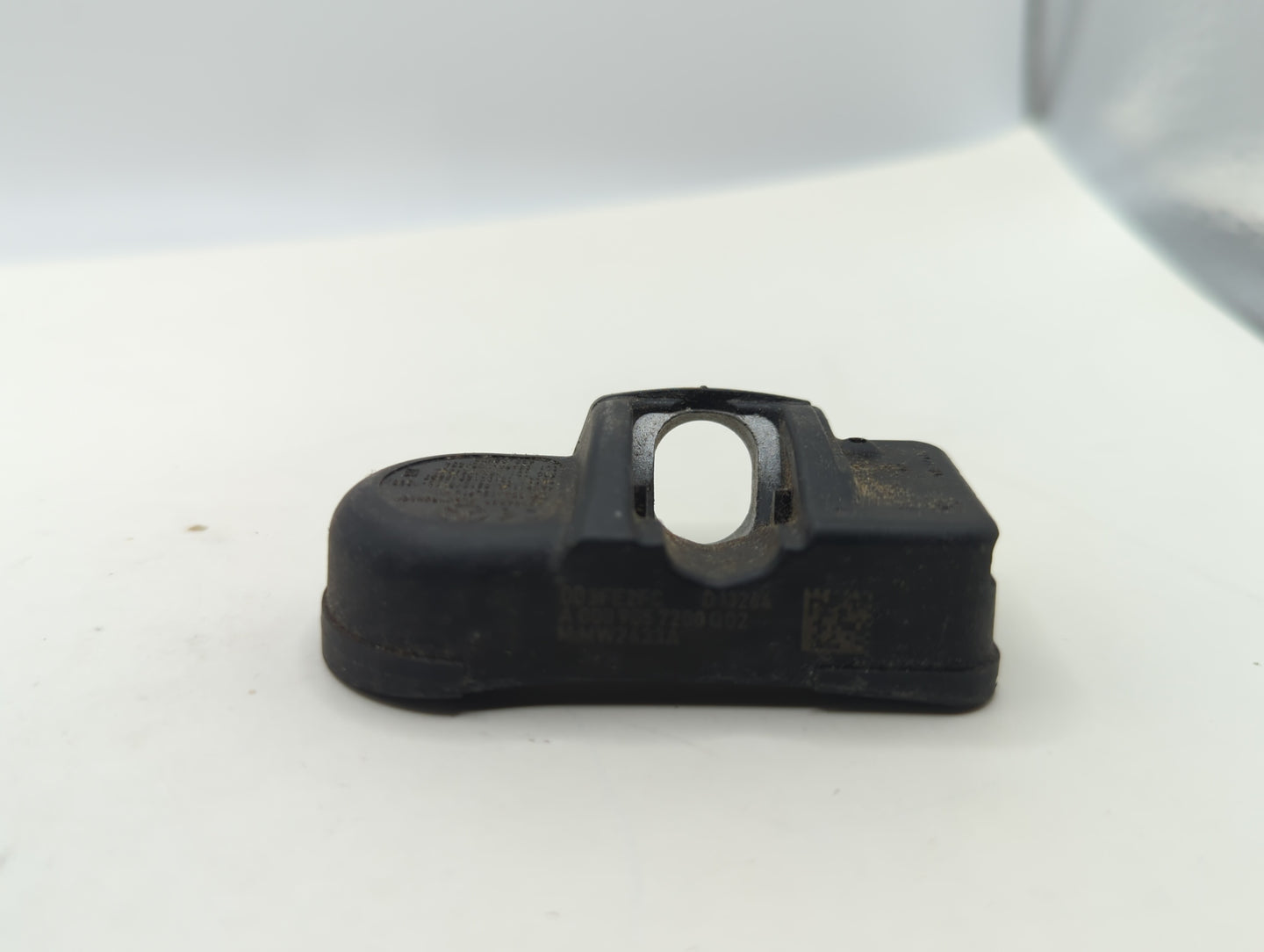 2014 Mercedes-benz Glk350 Tire Pressure Monitoring System Sensor Tpms - Oemusedautoparts1.com