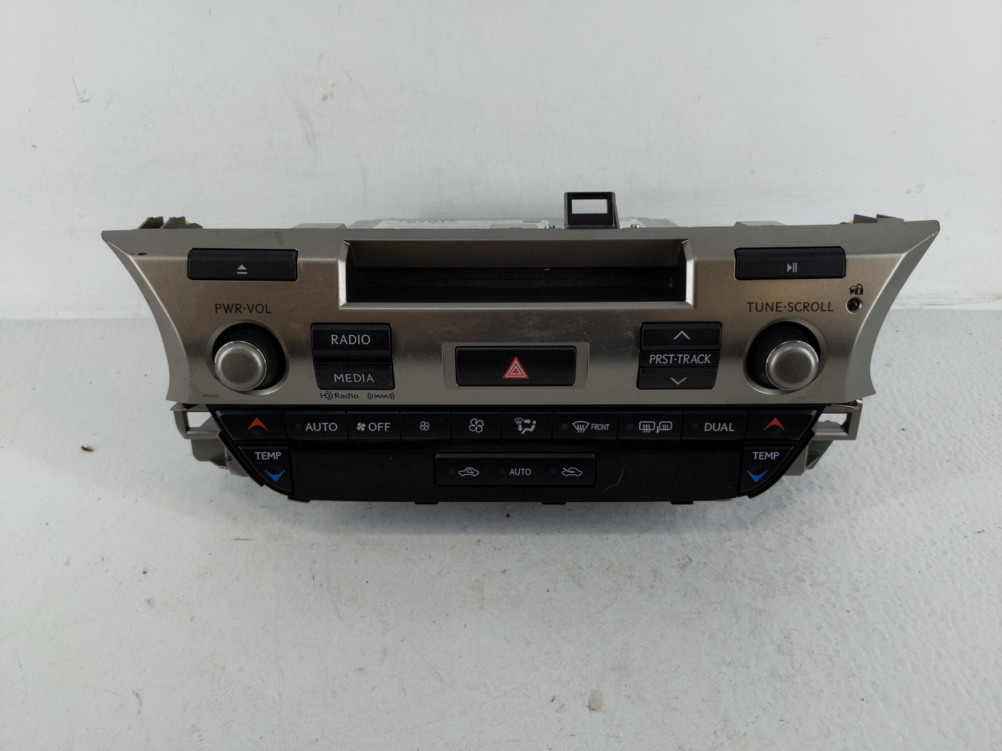 2014 Mercedes-Benz S350 Radio AM FM Cd Player Receiver Replacement P/N:86140-33061 Fits Fits 2013 OEM Used Auto Parts - Oemu