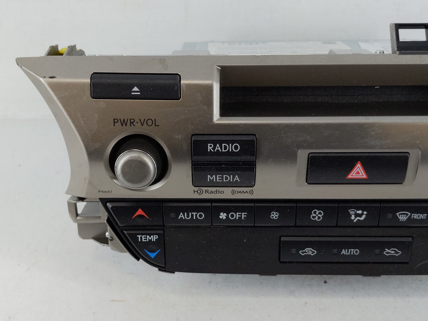 2014 Mercedes-Benz S350 Radio AM FM Cd Player Receiver Replacement P/N:86140-33061 Fits Fits 2013 OEM Used Auto Parts - Oemu