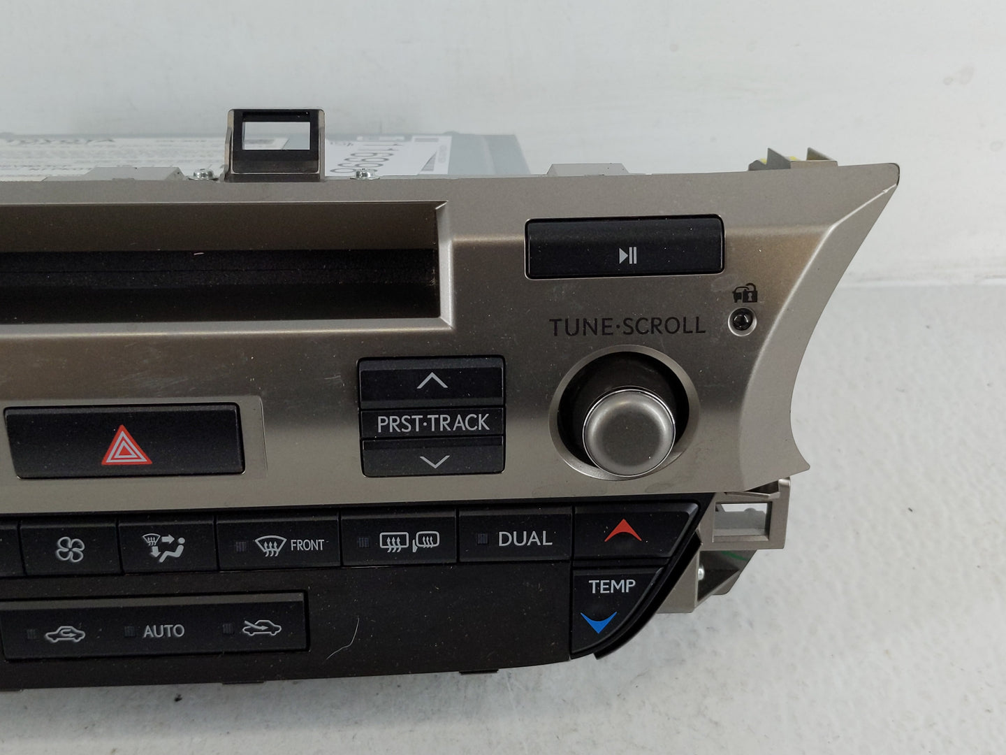2014 Mercedes-Benz S350 Radio AM FM Cd Player Receiver Replacement P/N:86140-33061 Fits Fits 2013 OEM Used Auto Parts - Oemu