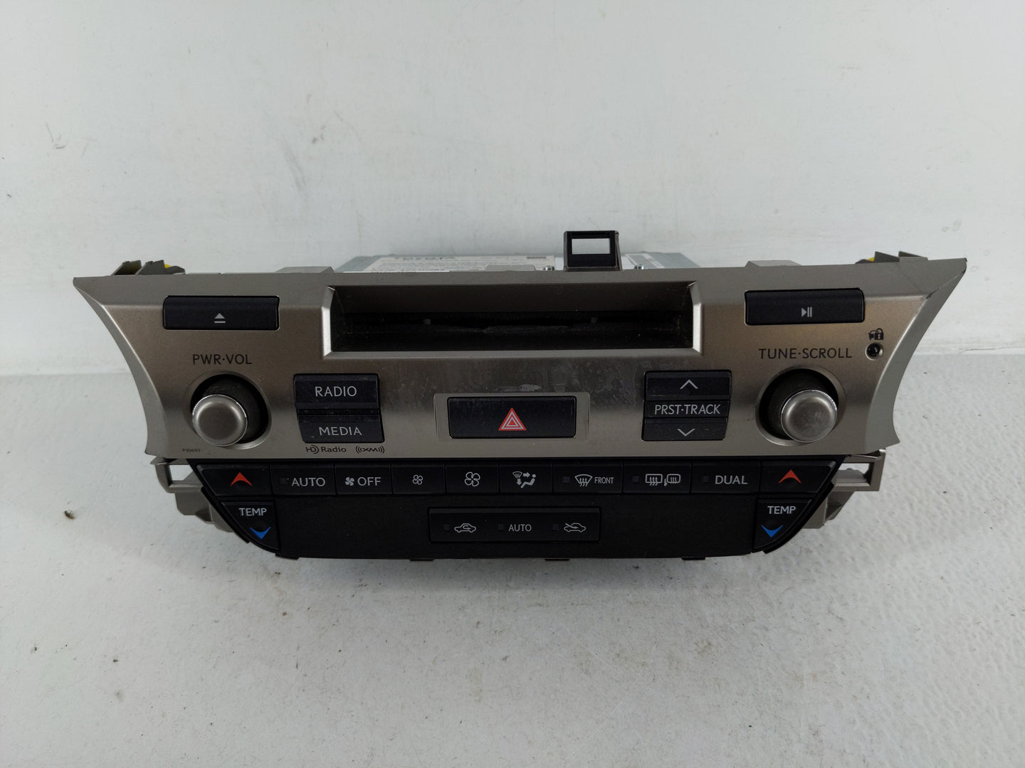 2014 Mercedes-Benz S350 Radio AM FM Cd Player Receiver Replacement P/N:86140-33061 Fits Fits 2013 OEM Used Auto Parts - Oemu