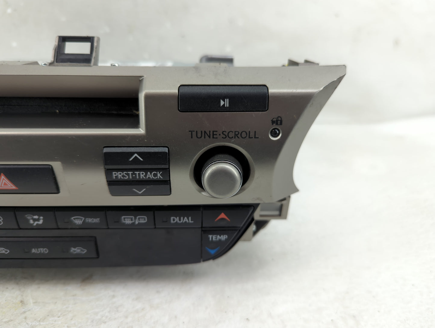 2014 Mercedes-Benz S350 Radio AM FM Cd Player Receiver Replacement P/N:86140-33061 Fits Fits 2013 OEM Used Auto Parts - Oemu