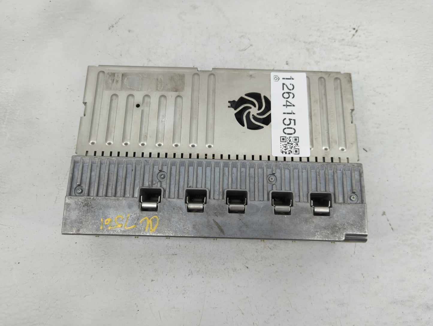 2014 Mercedes-Benz S550 Radio AM FM Cd Player Receiver Replacement P/N:A 221 820 67 89 Fits OEM Used Auto Parts - Oemusedaut