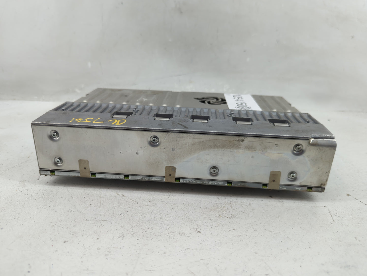 2014 Mercedes-Benz S550 Radio AM FM Cd Player Receiver Replacement P/N:A 221 820 67 89 Fits OEM Used Auto Parts - Oemusedaut