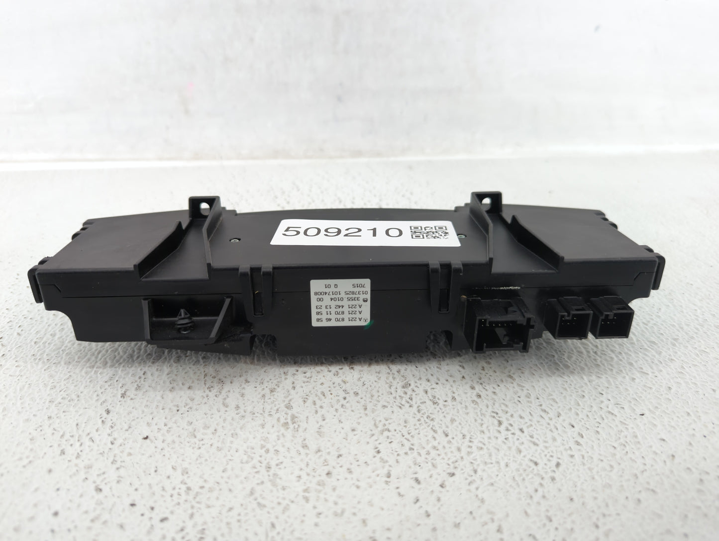2014 Mercedes-Benz S550 Climate Control Module Temperature AC/Heater Replacement P/N:A 221 870 46 58 Fits OEM Used Auto Part