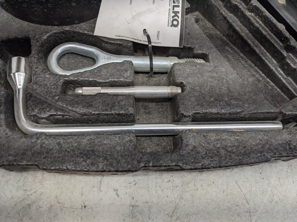 2014 Mercedes-benz Slk Spare Scissor Car Jack - Oemusedautoparts1.com