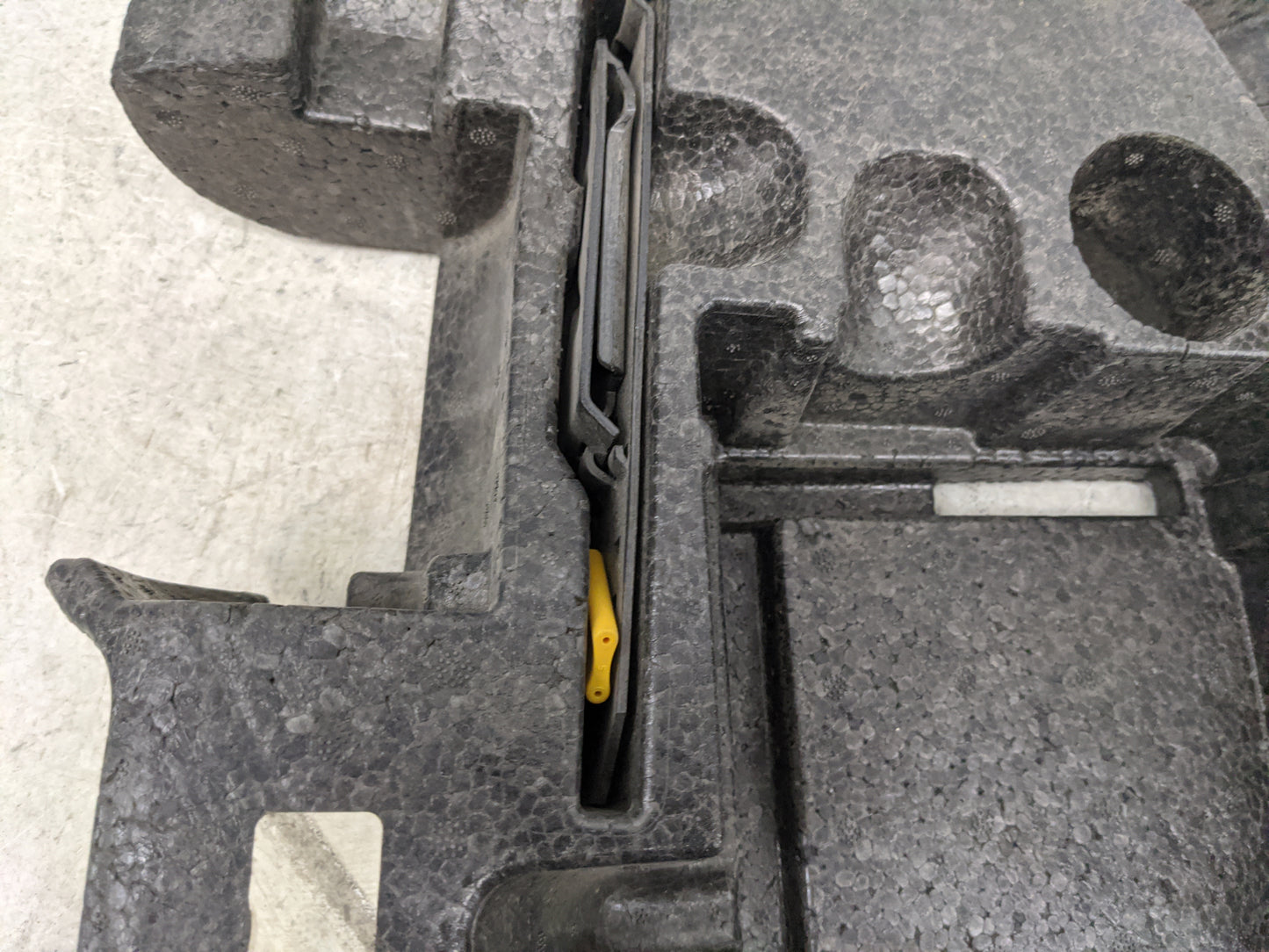 2014 Mercedes-benz Slk Spare Scissor Car Jack - Oemusedautoparts1.com