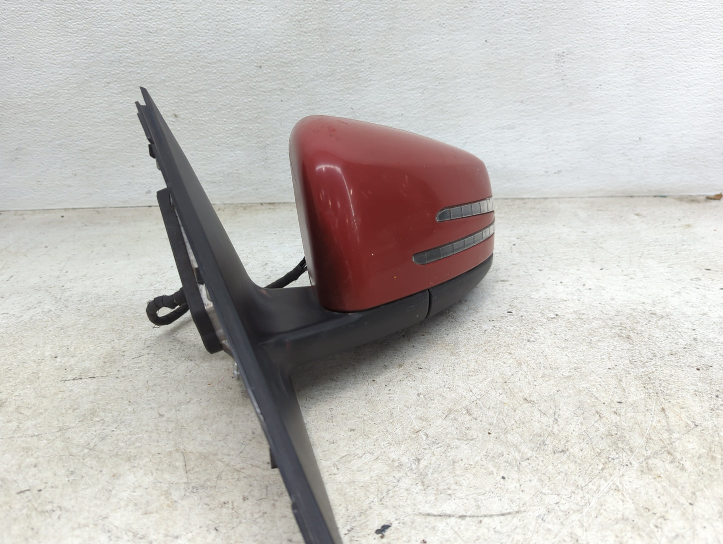 2014 Mercedes C-Class Driver Side View Mirror - Left Door Mirror OEM Used - Oemusedautoparts1.com